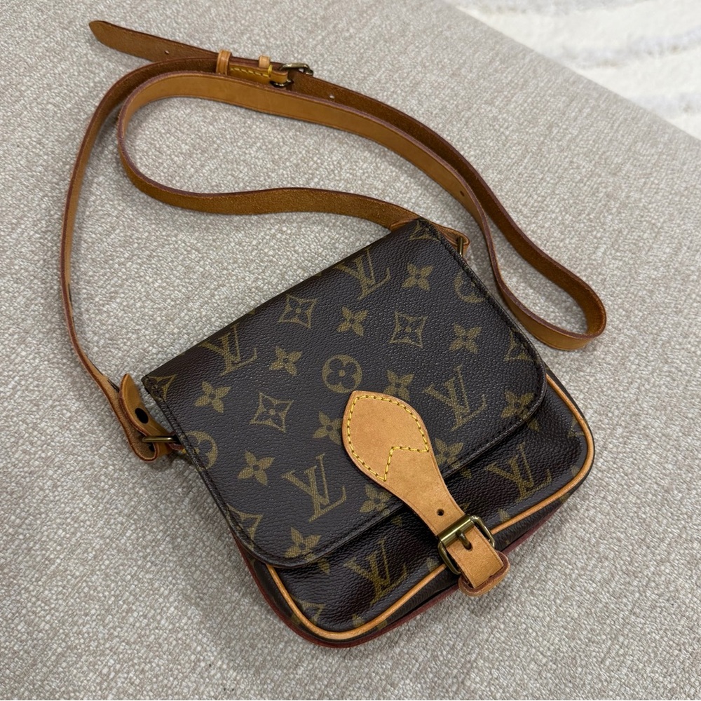 Louis Vuitton mini Cartouchiere
